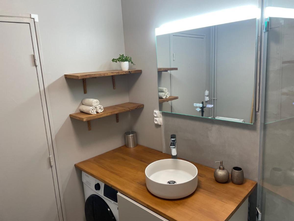 Appartement De Charme Au Pied De La Basilique Saint Remi Reims Zewnętrze zdjęcie